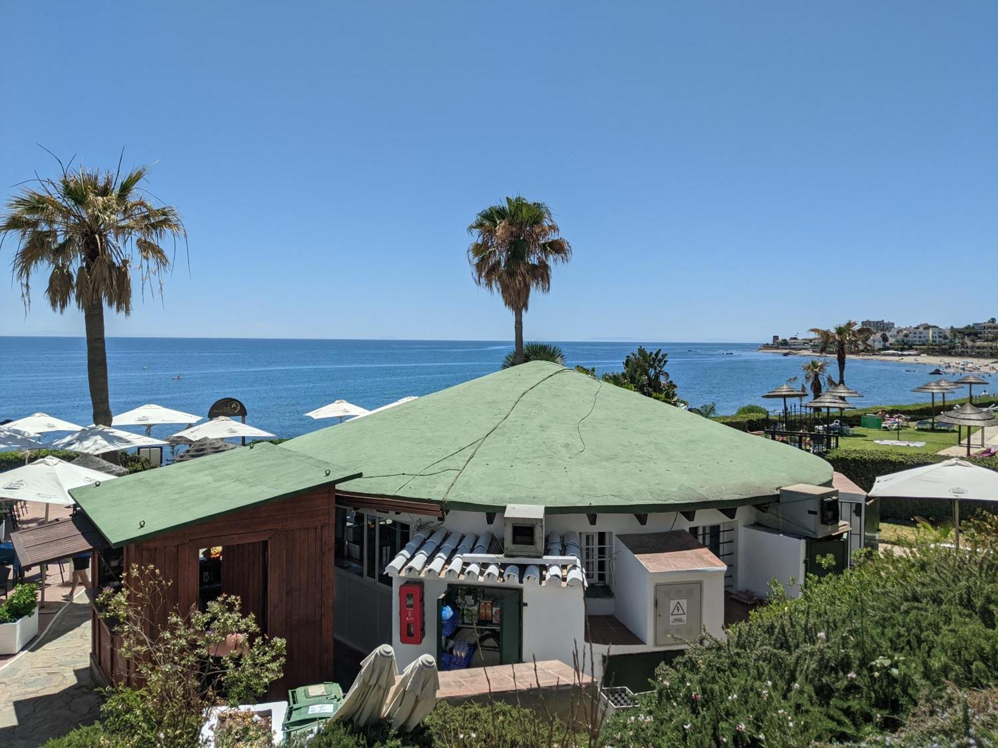 Tranquil Oceanfront Escape, One-Bedroom Haven Mijas Exterior foto